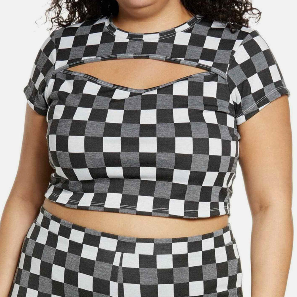 BP. Cutout Gingham Crop Top in White/Black, Size 2X​​​​​​